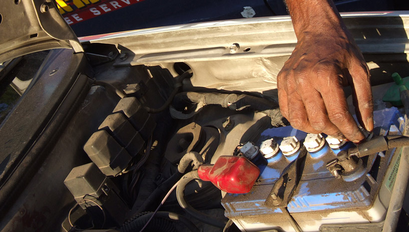 Swift Solutions: The Advantages of Emergency Battery Replacement in Adelaide